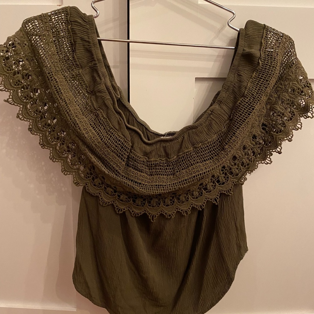 Excellent condition off the shoulder top